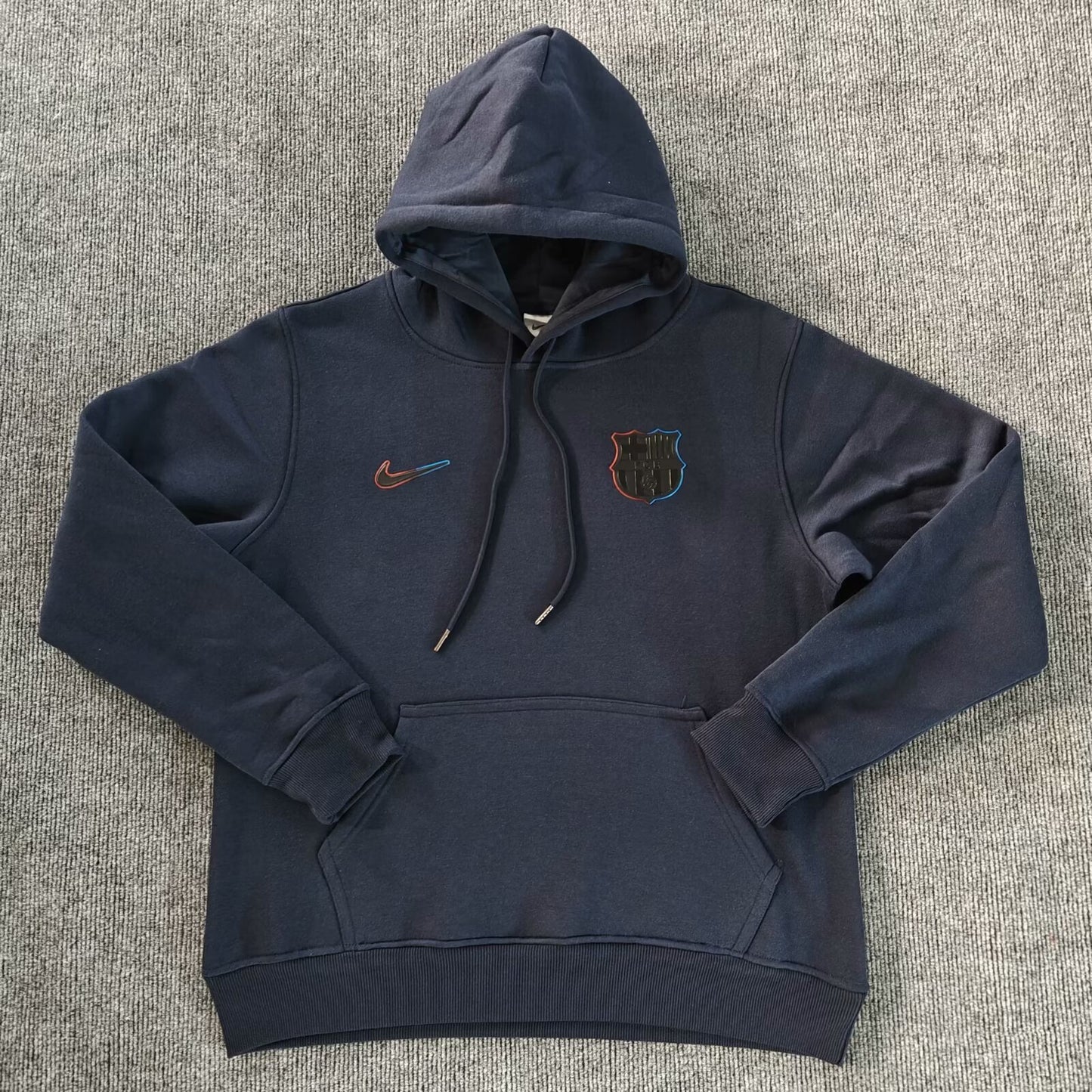 Barcelona Velvet Hoodie (S-3XL)