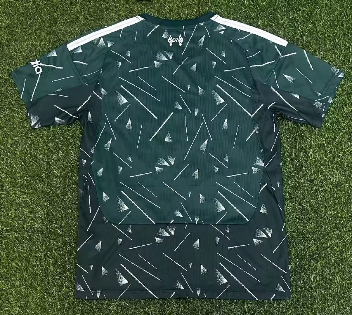 2026/27 LVP goalkeeper Green Fan Version Soccer jersey