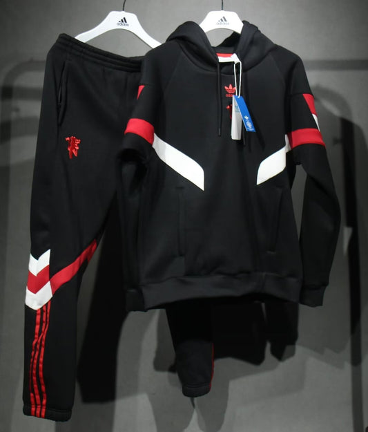 retro style Manchester United black hoodie set