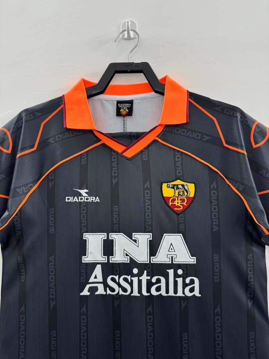 Retro 1999/00 Roma Home