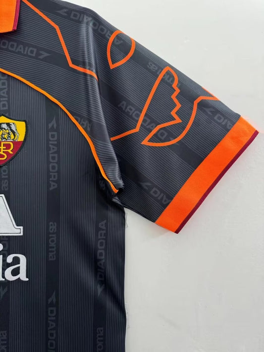 Retro 1999/00 Roma Home
