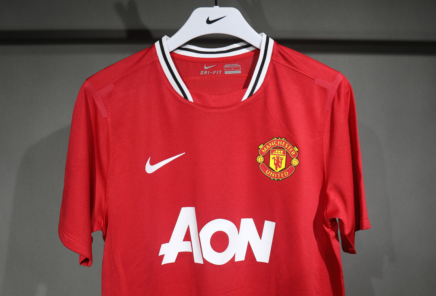 Retro 2011/12 Manchester United Home Player Edition