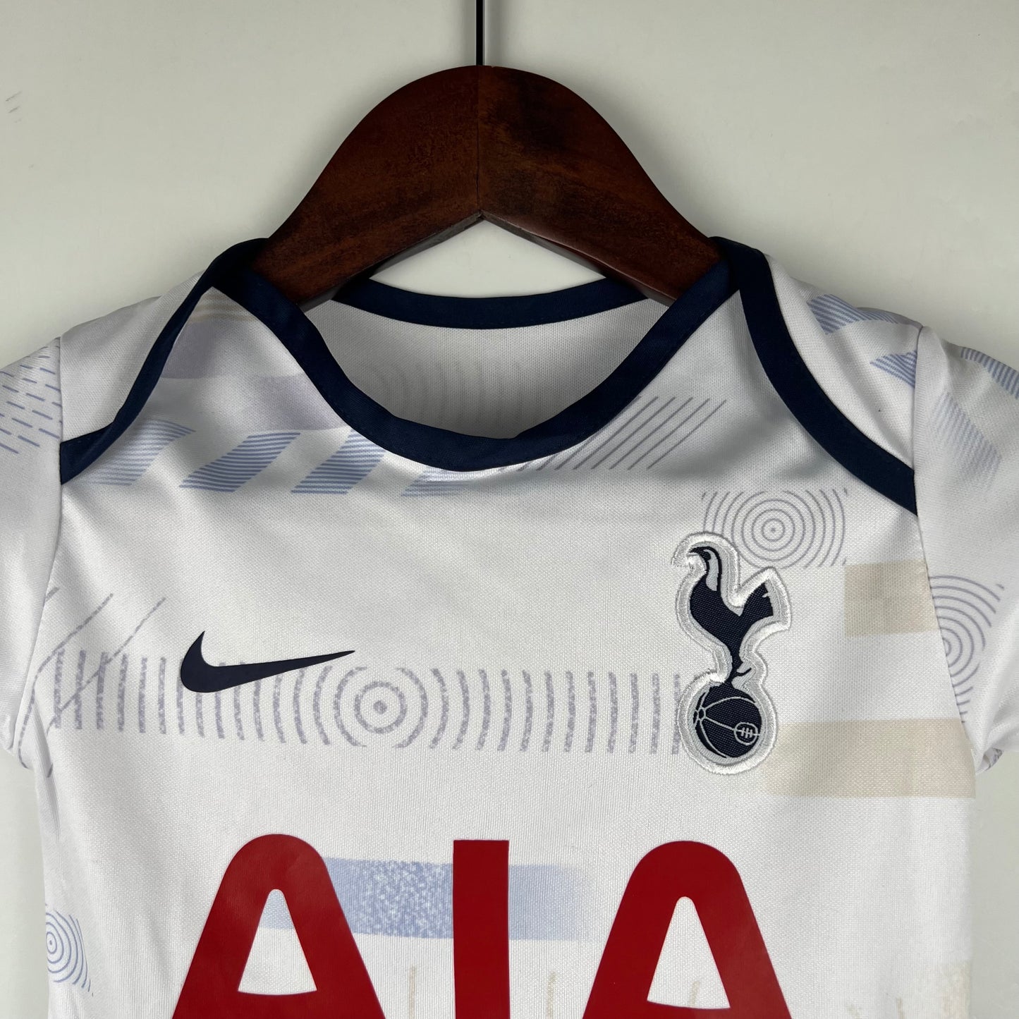 Baby Tottenham Home – Size 9–12 Months