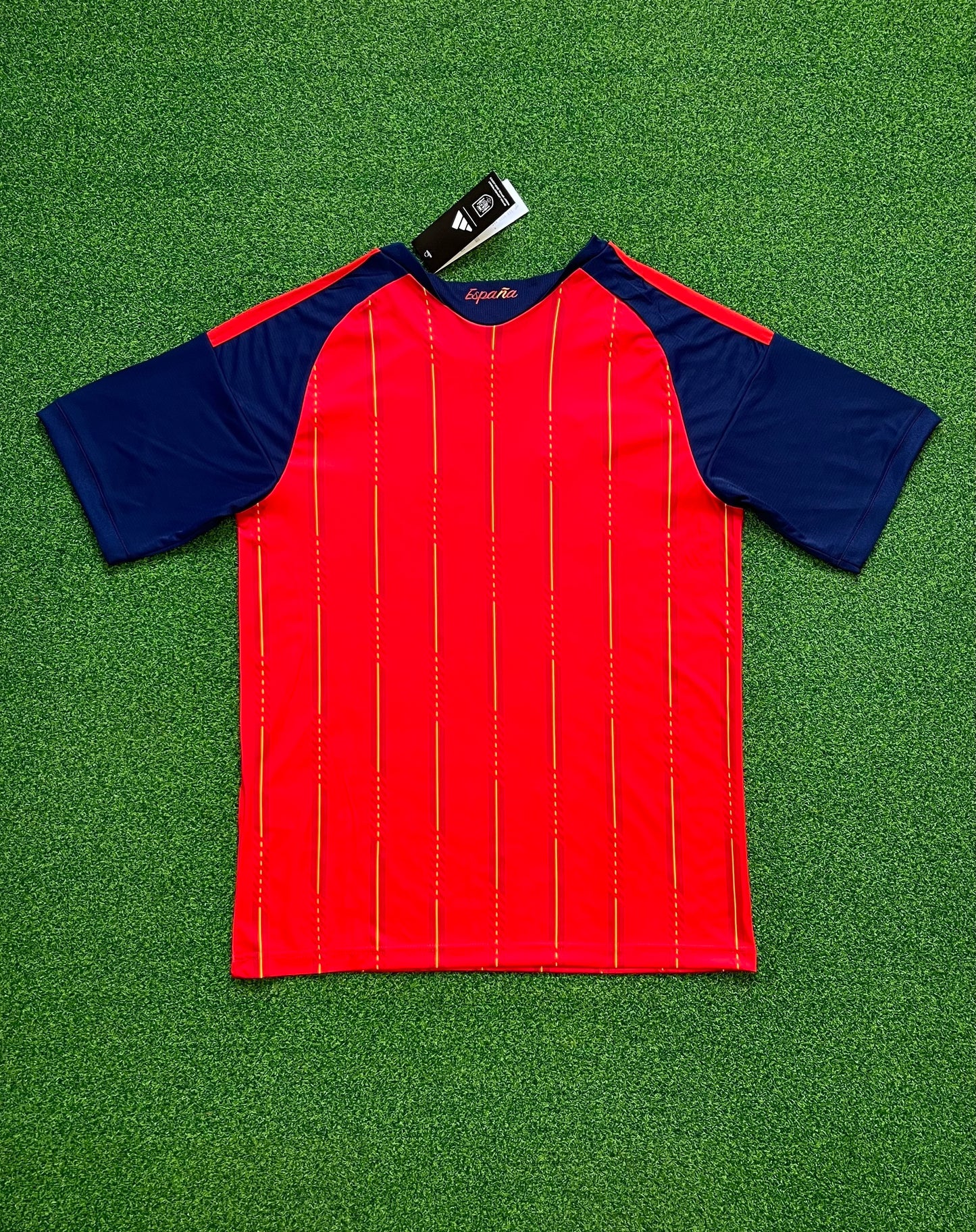 Spain Home Kit 26/27