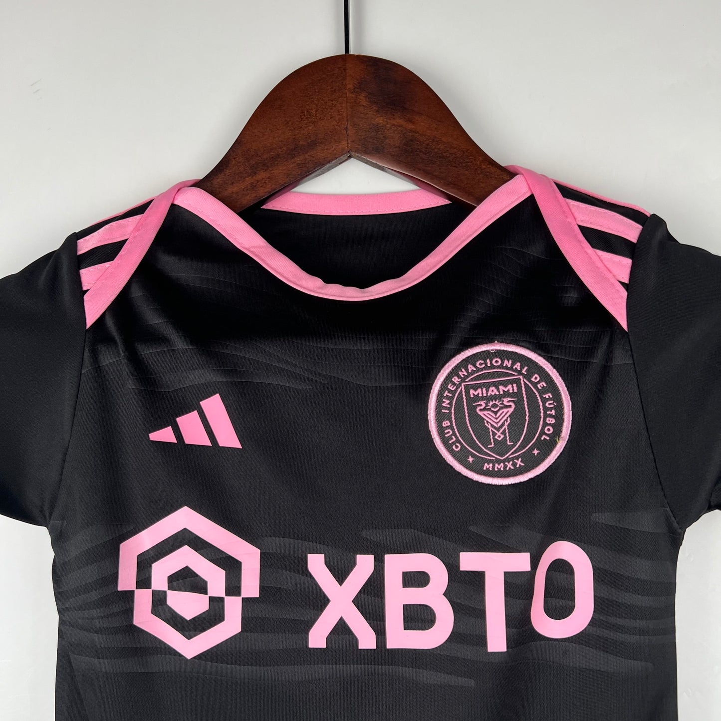 Baby Miami Away – Size 9–12 Months