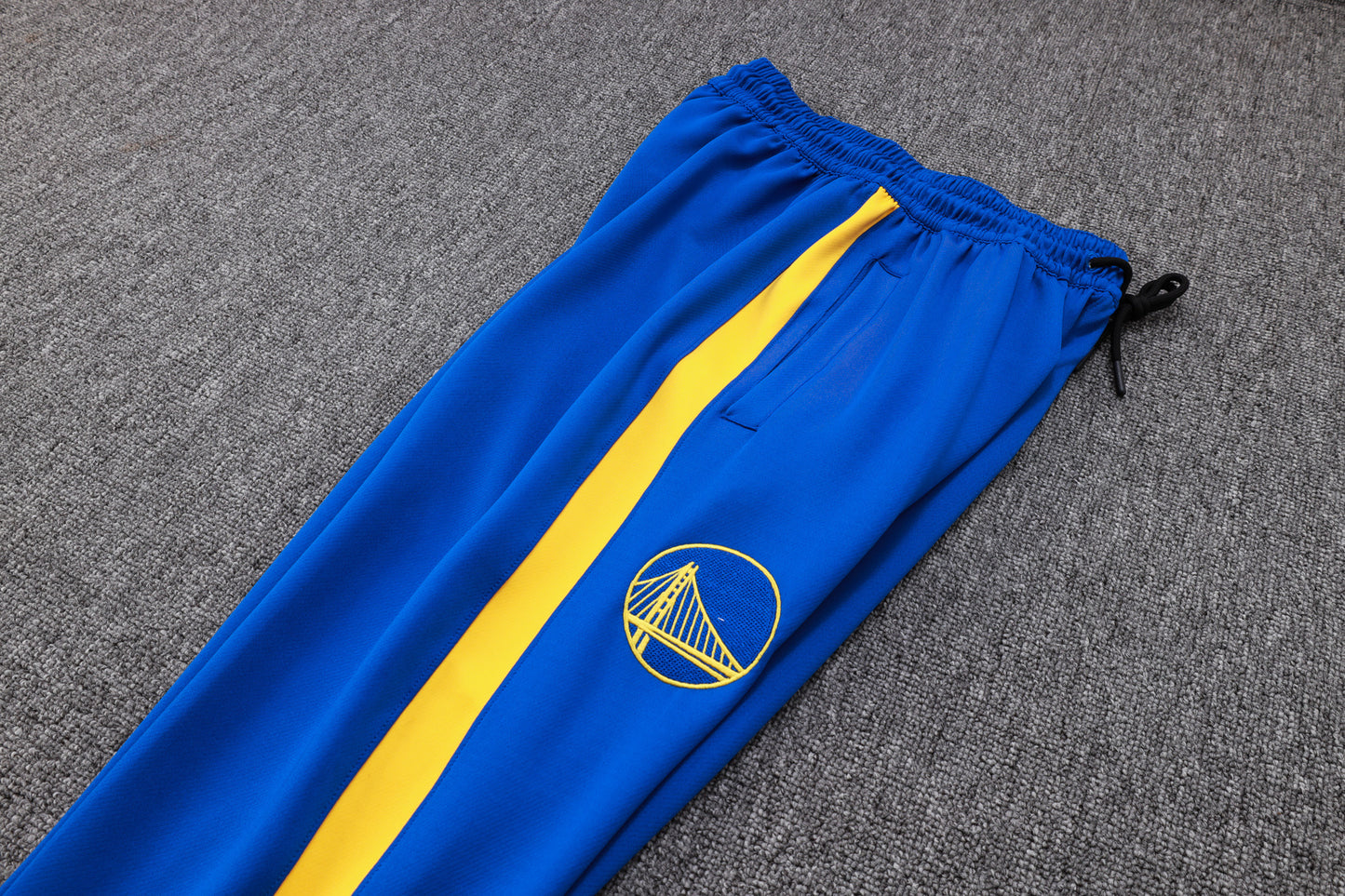 NBA Golden State Warriors Blue Tracksuit – Hoodie & Pants (S to 2XL)