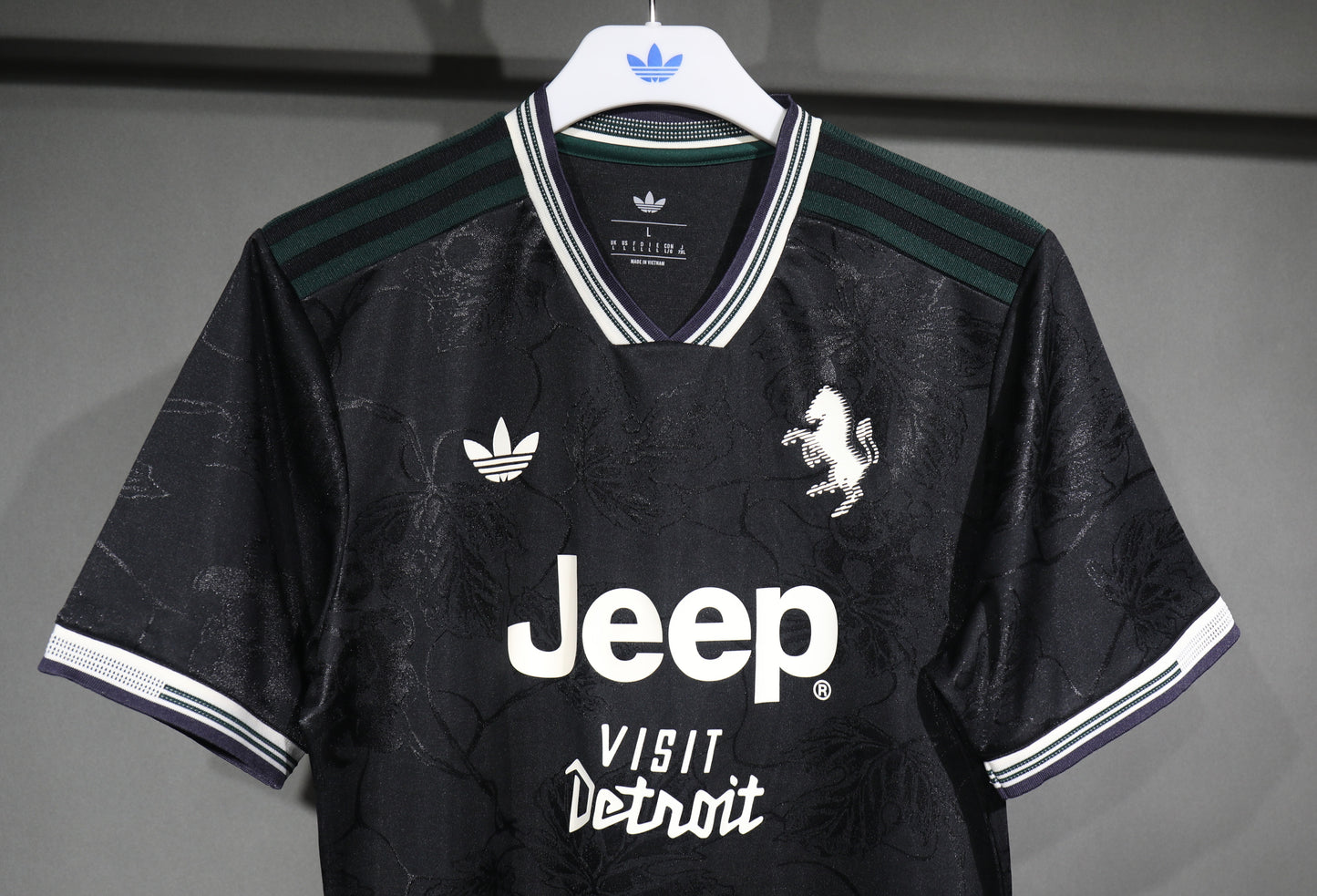 25/26 Juventus Second away Kit player edition