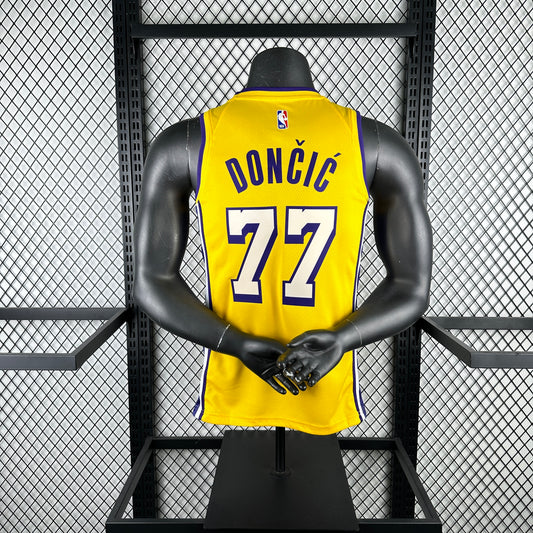 Lakers V-neck Yellow 77 # Dončić