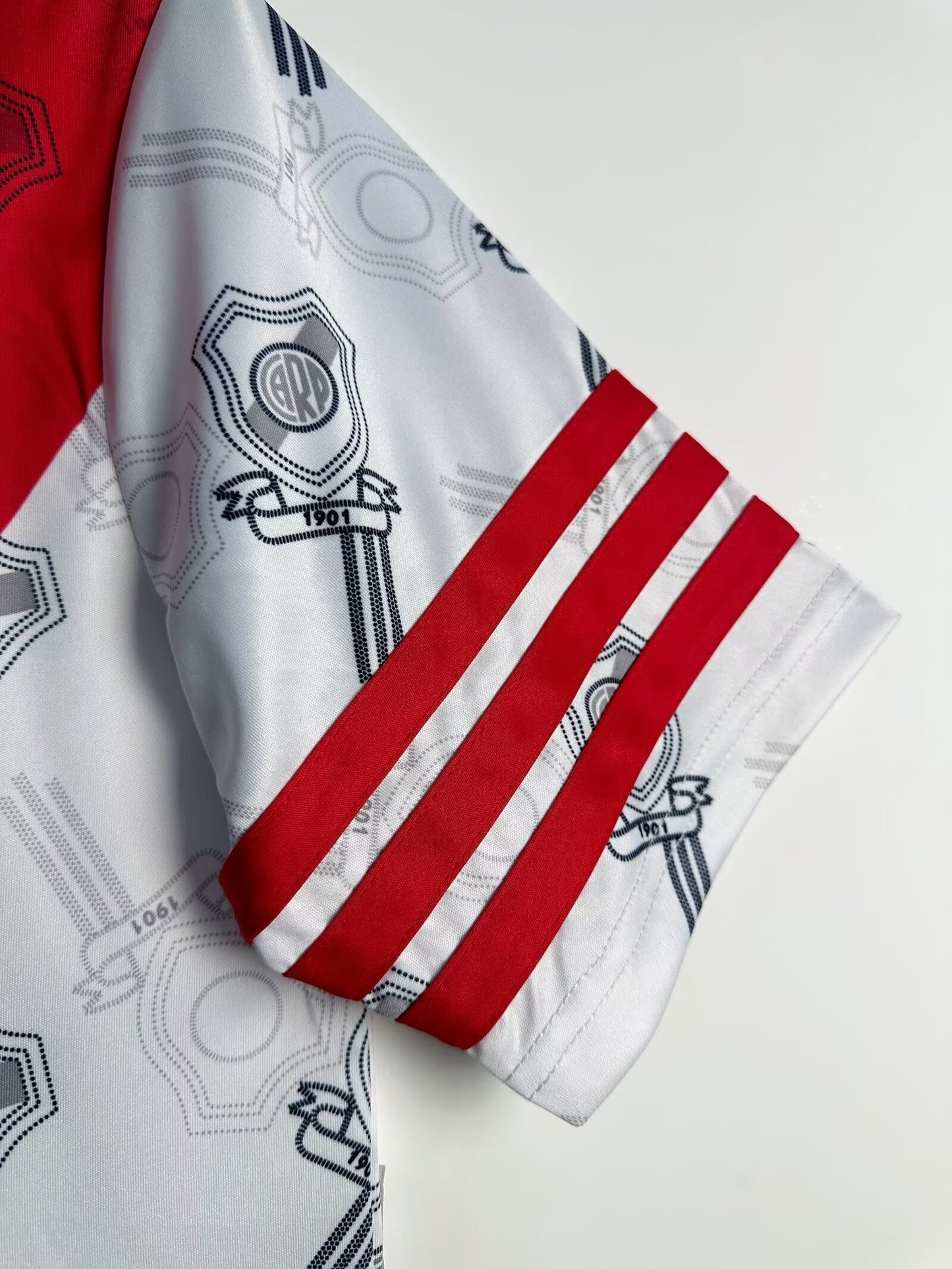 Retro 1996/97 River Plate Home Shirt