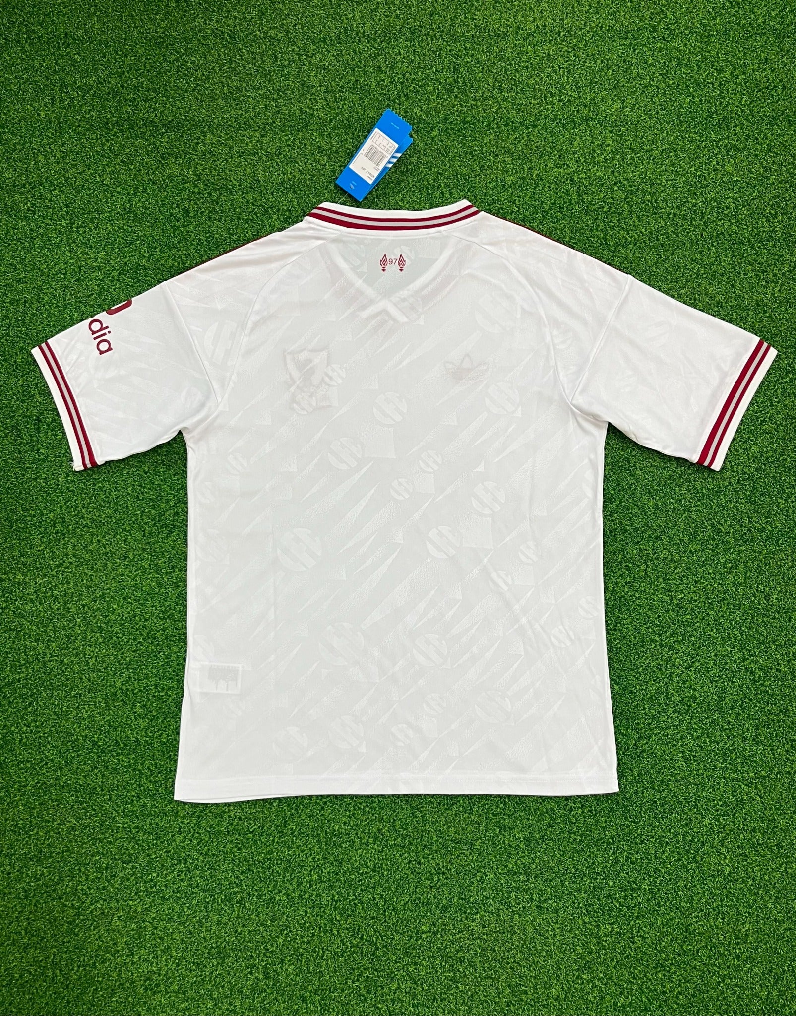 2026/27 Liverpool away fan version back