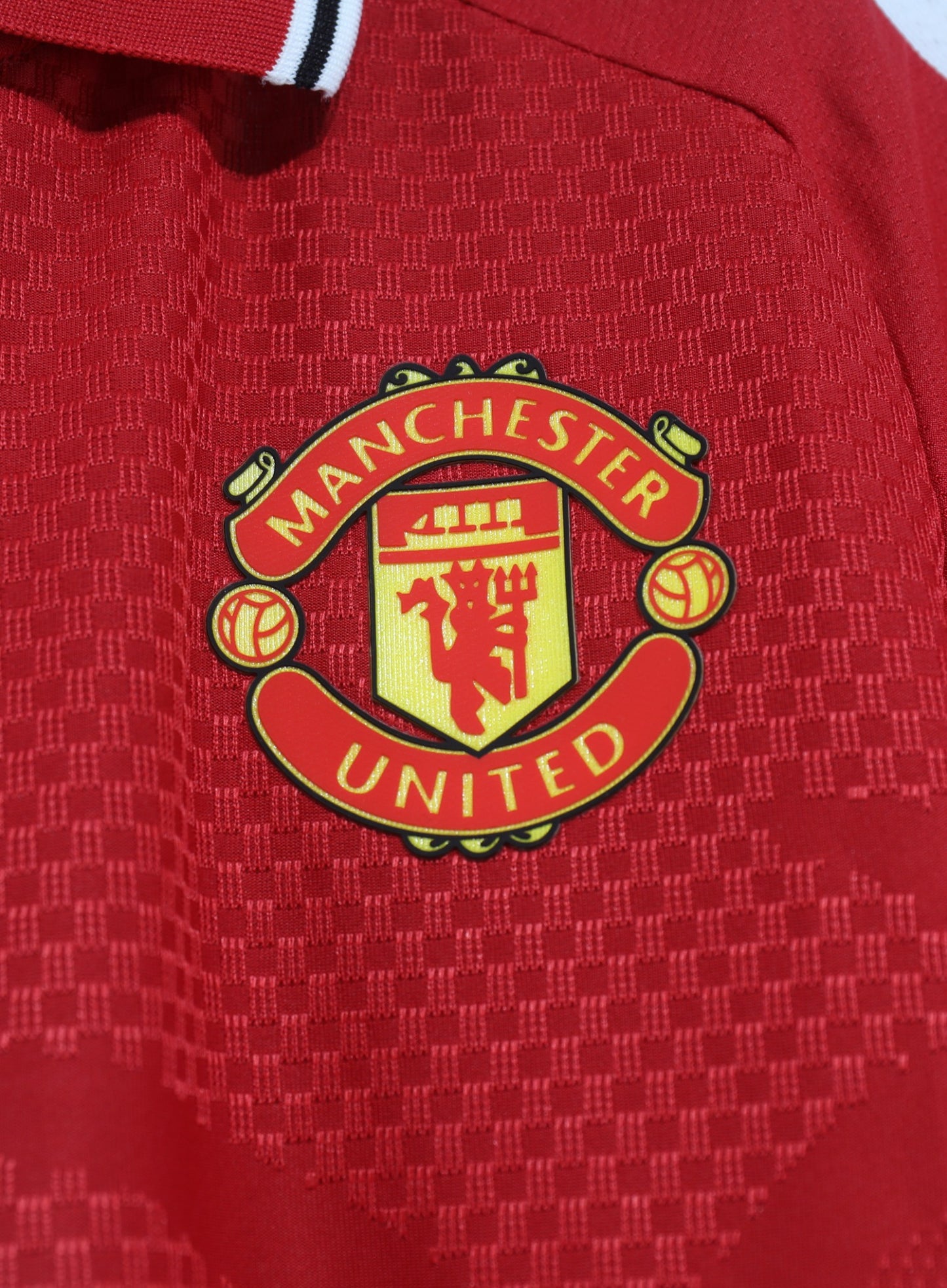 2026/27 Manchester United Home Player Edition crest detail