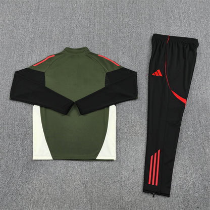 2025/26 Bayern Green Half Pull Training Suit (Adults&Kids)