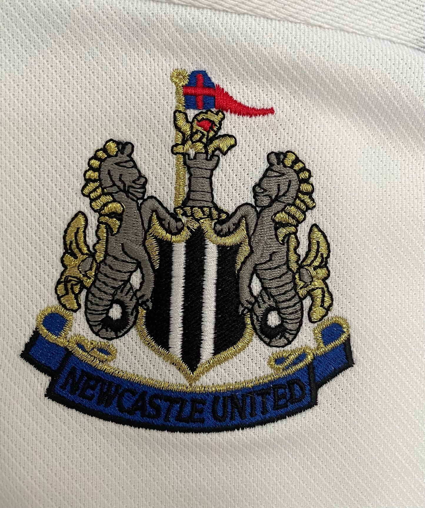 Retro 1999/00 Newcastle United Away Shirt