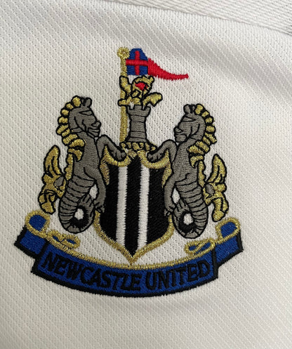 Retro 1999/00 Newcastle United Away Shirt