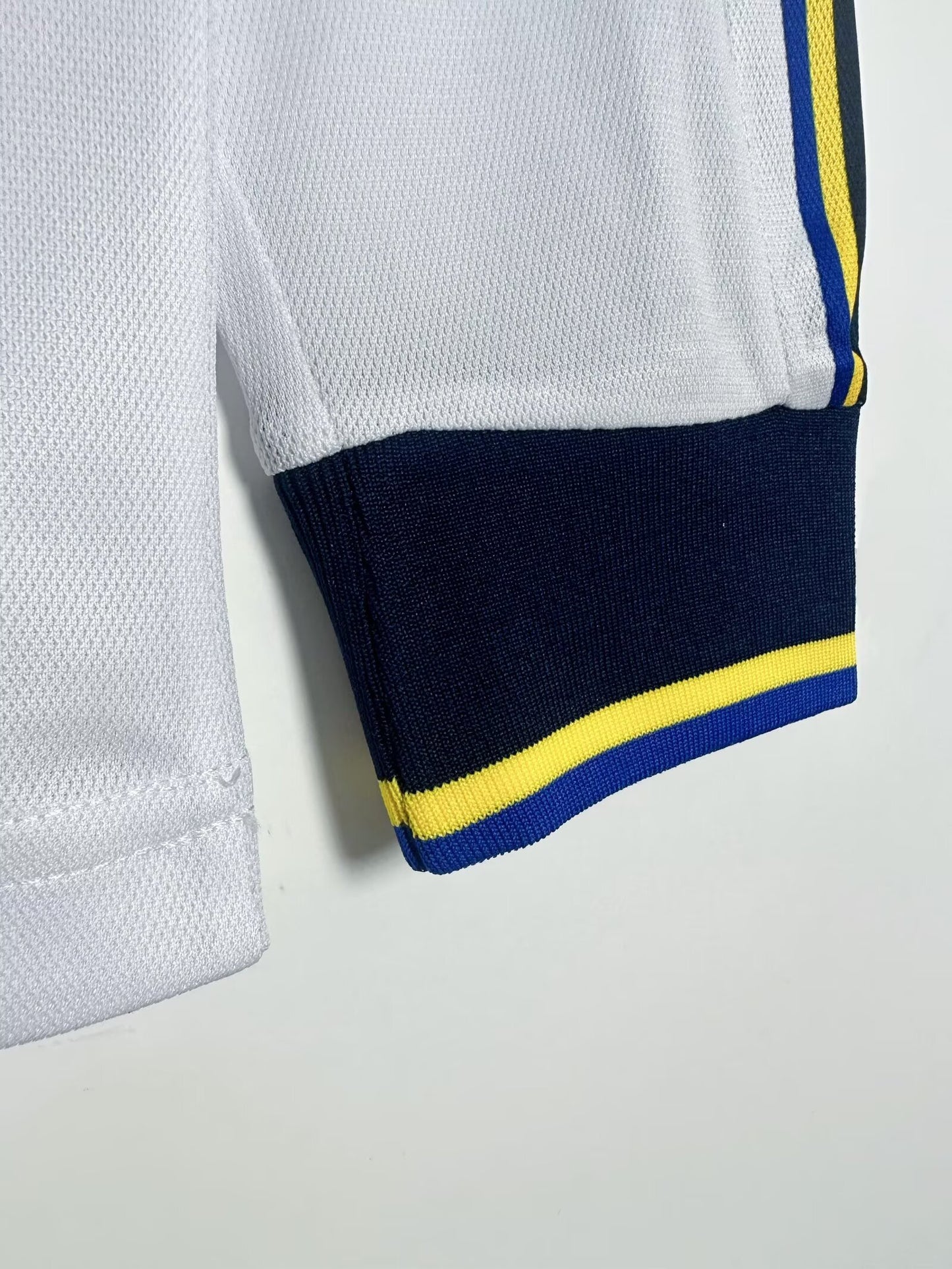 Retro 2002/03 Parma Away Long-Sleeved Shirt