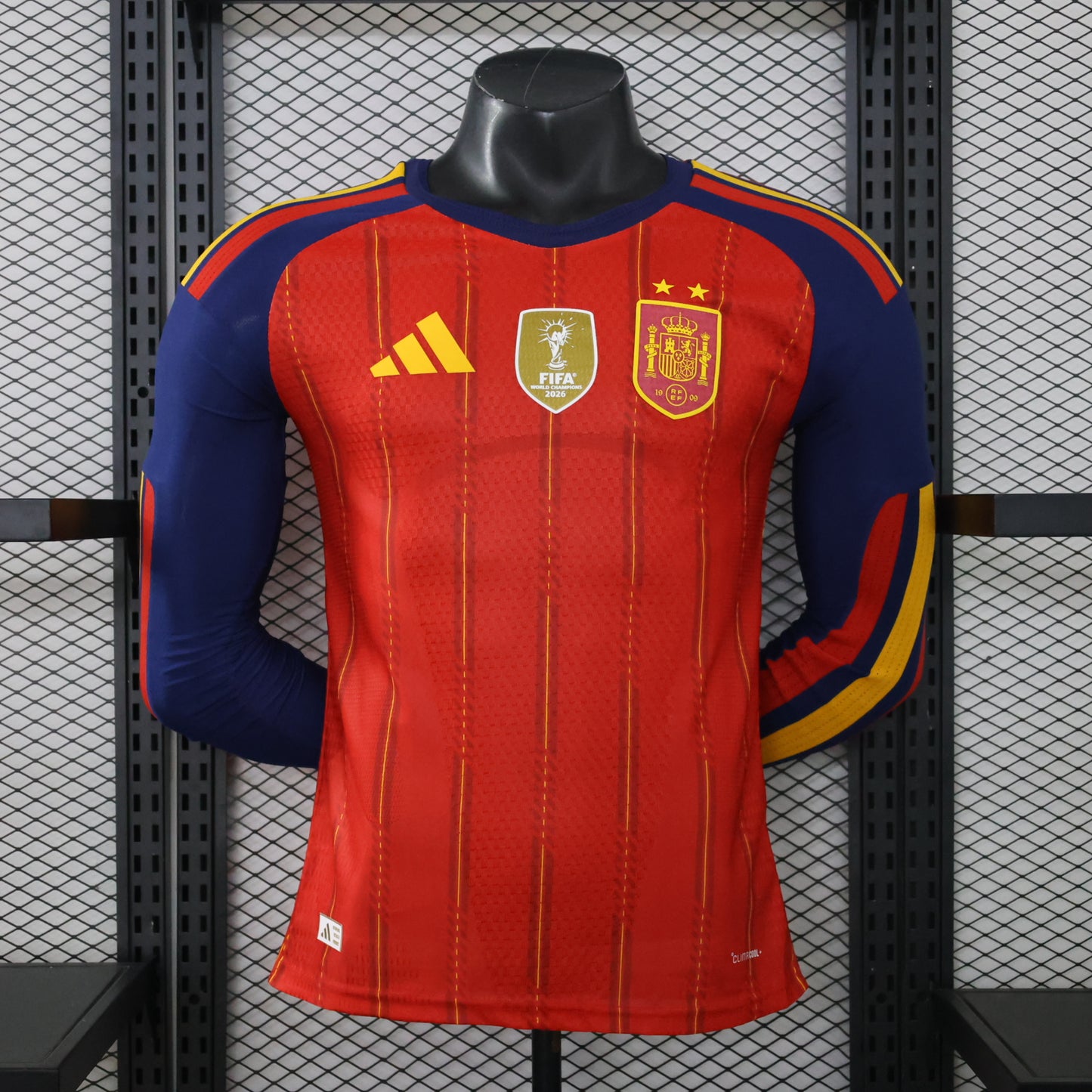 2026 Spain home long sleeved 2-star With World Champions Patch Player version World Cup jersey S-3XL