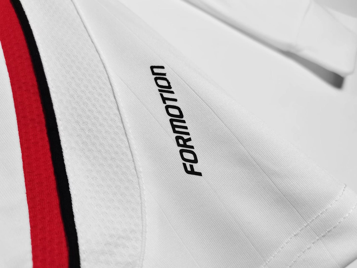 Long sleeved: 2006/07 AC Milan away