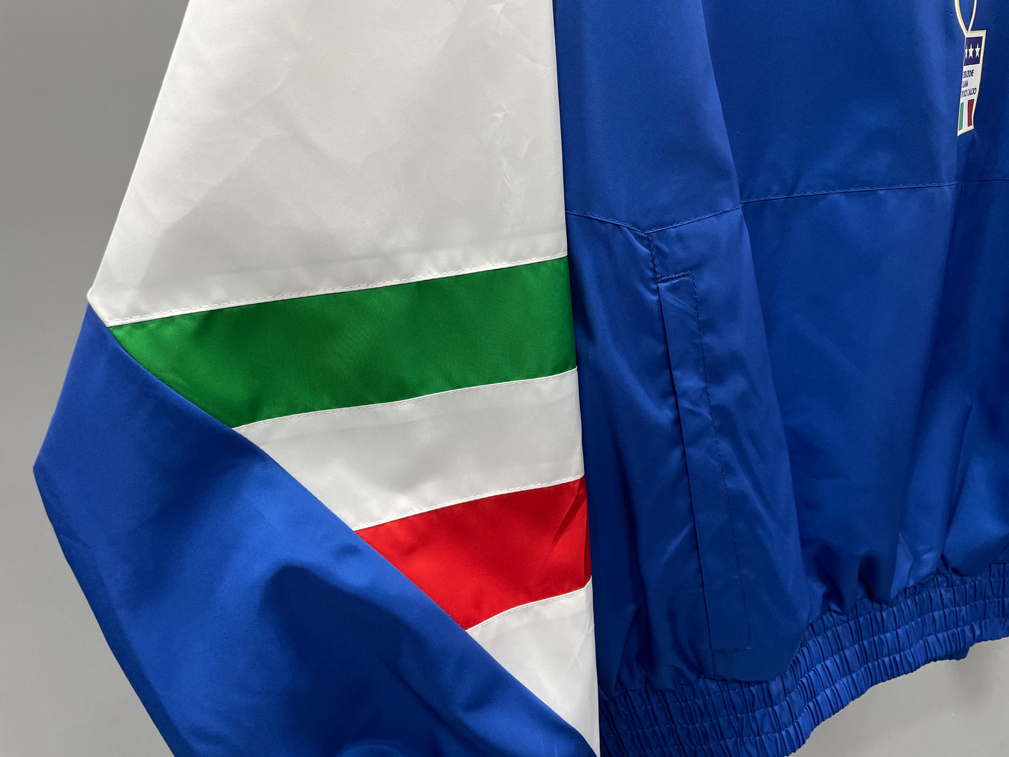 Italy Half Pull Windbreaker