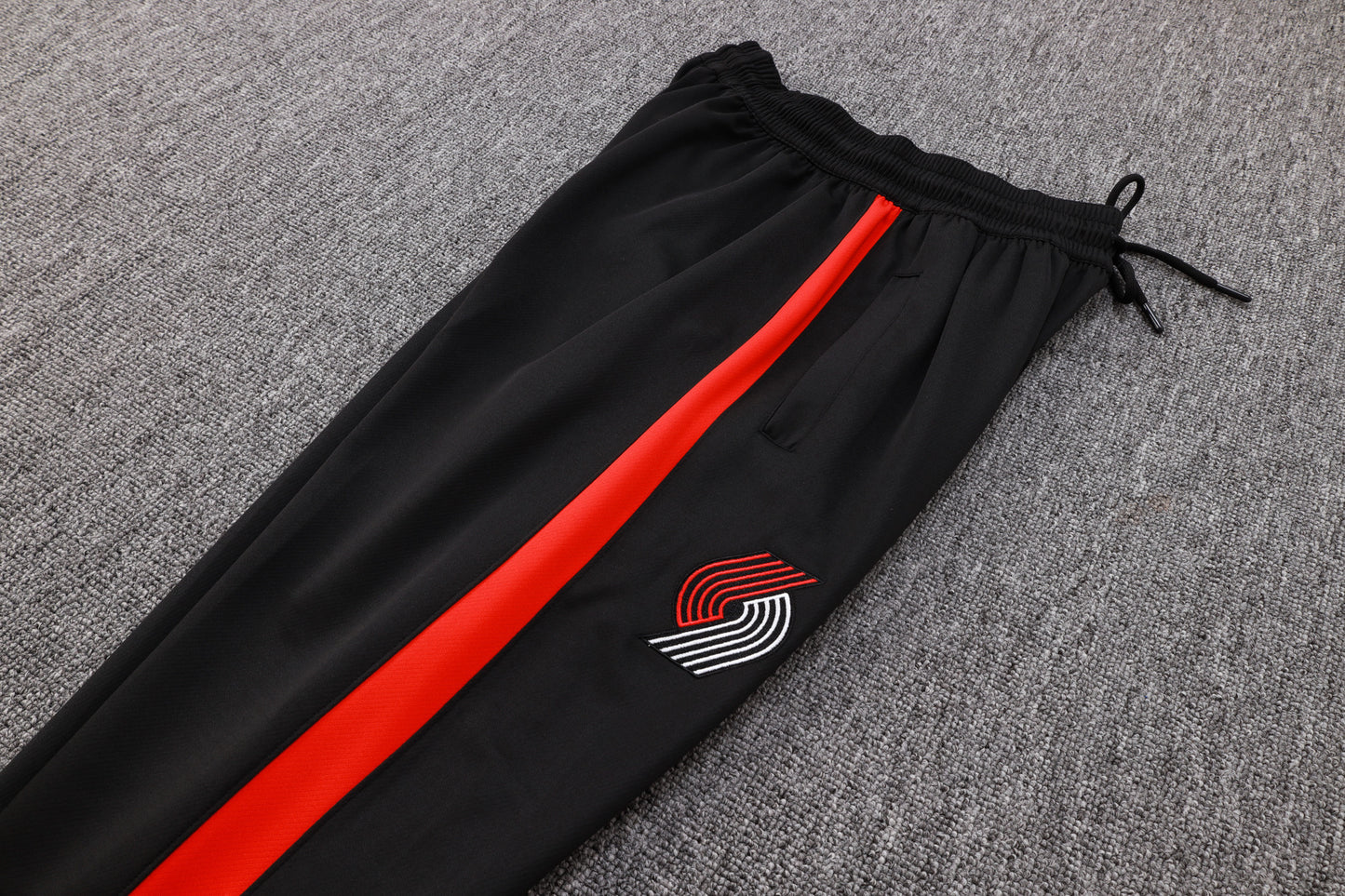 NBA Portland Trail Blazers Black Tracksuit – Hoodie & Pants