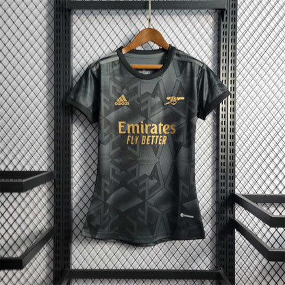 Arsenal away women