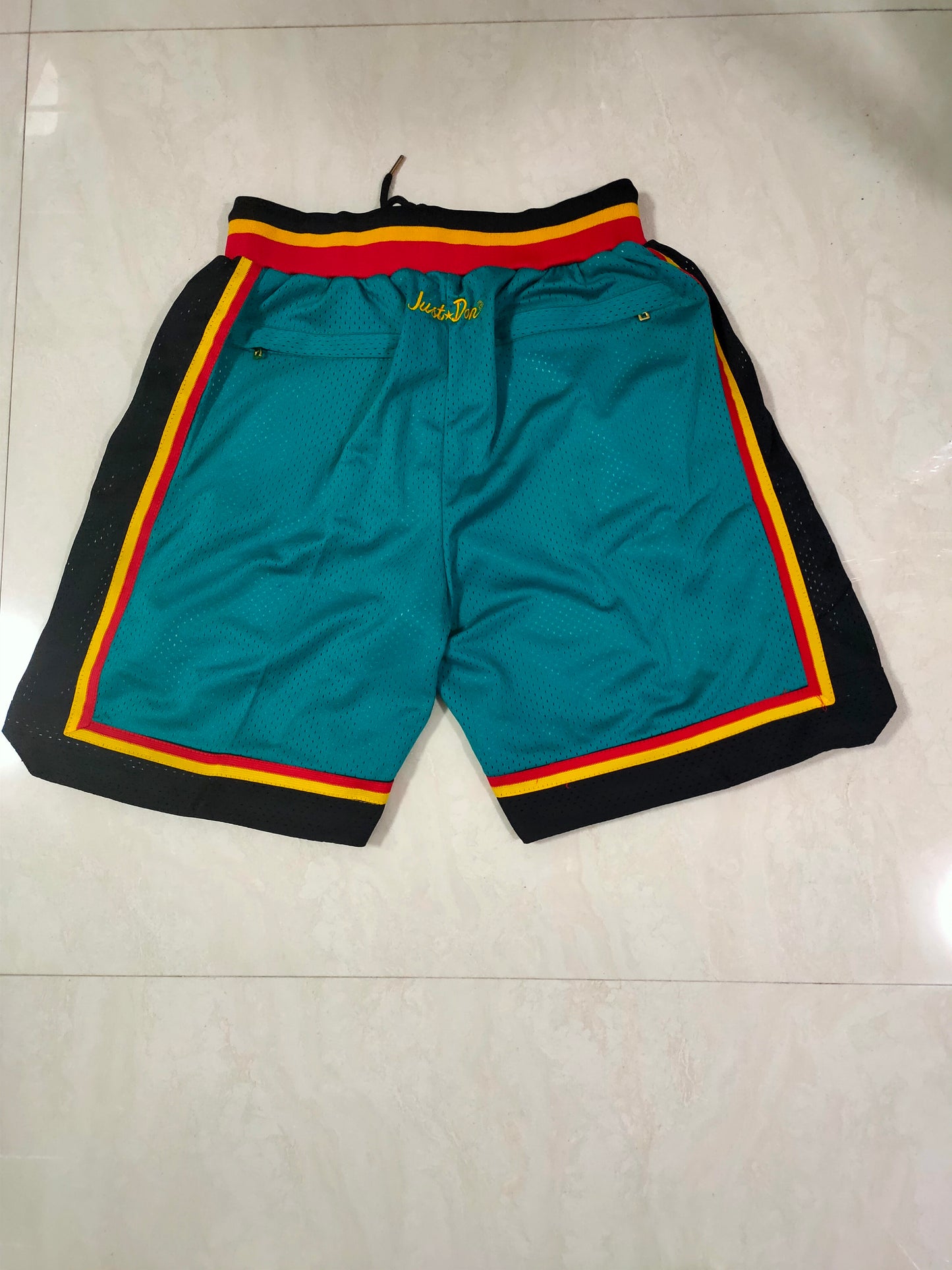 istons Big Horse Head Green Jaston Vintage Pocket