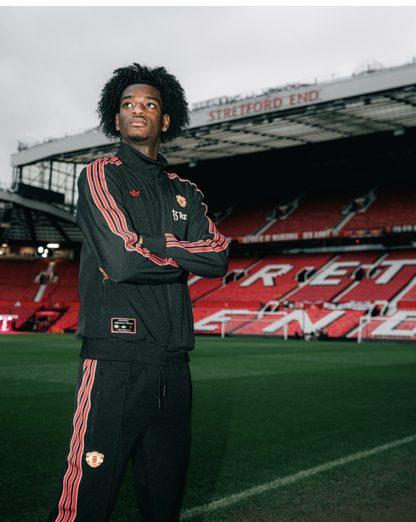 25/26 Manchester United Adidas Originals Retro Jacket Set (S–XXL)