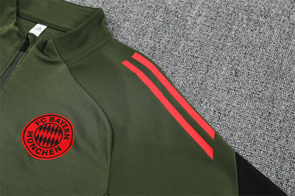 2025/26 Bayern Green Half Pull Training Suit (Adults&Kids)