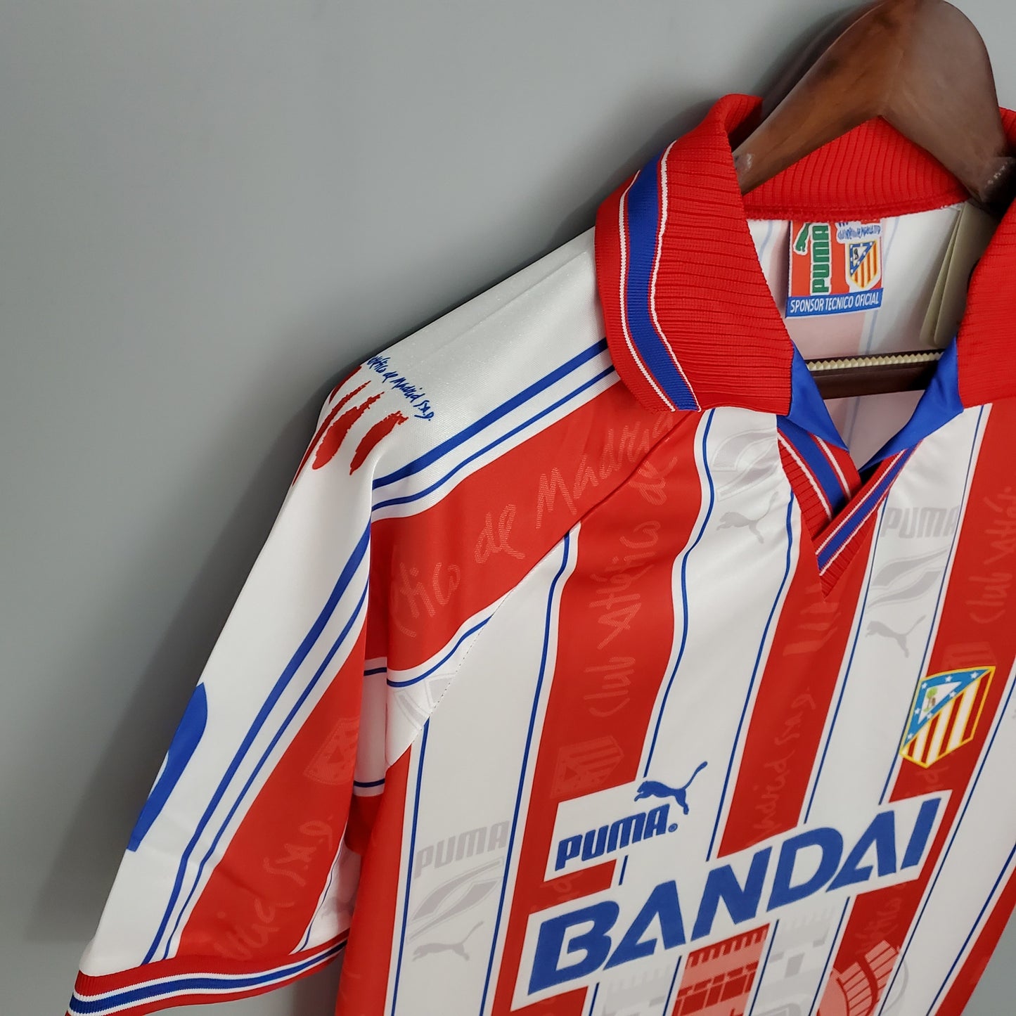 Retro Atletico Madrid 96/97 Home Kit