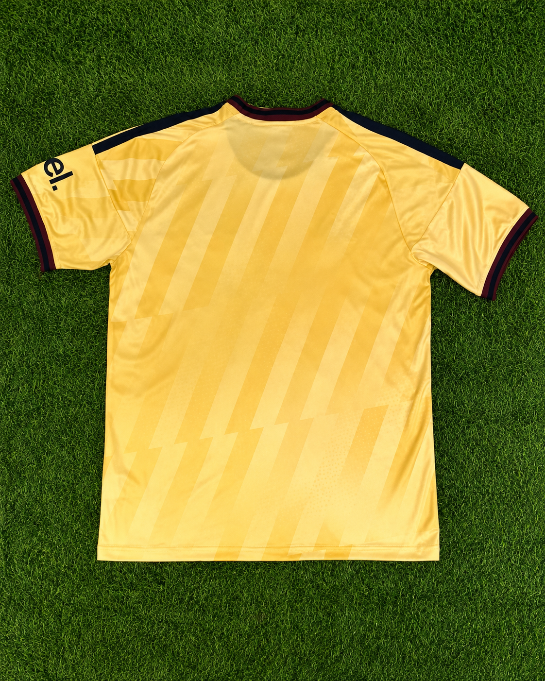 Arsenal 2026/27 second away kit achterkant