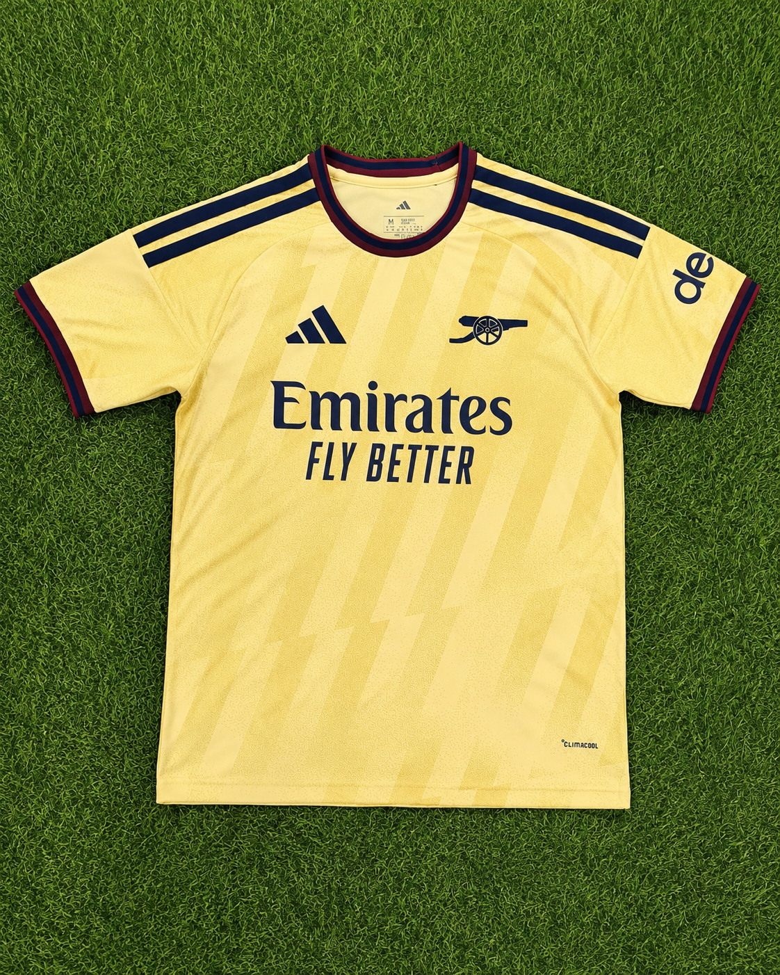 Arsenal 2026/27 second away kit voorkant