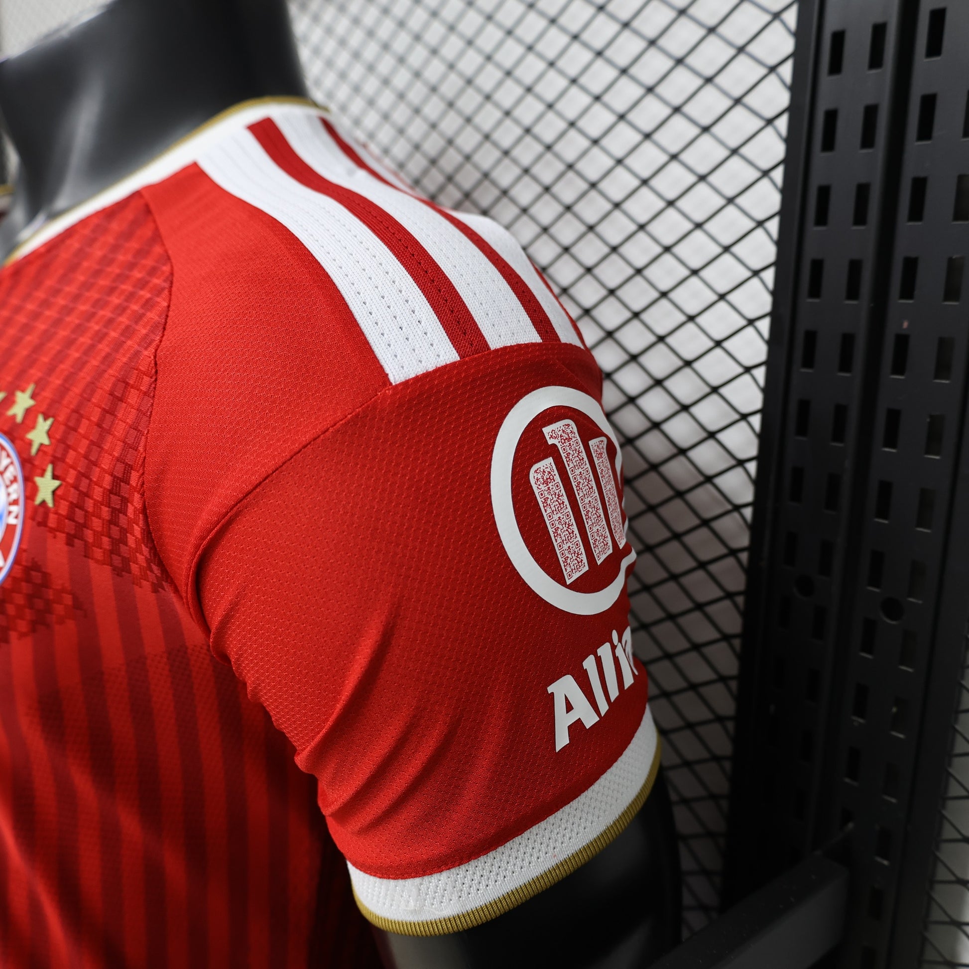 2026/27 Bayern Home Player Version sleeve close-up