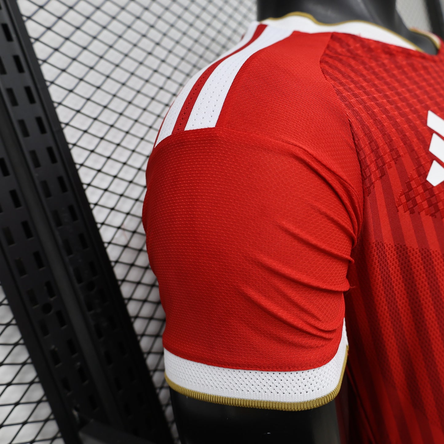 2026/27 Bayern Home Player Version sleeve detail