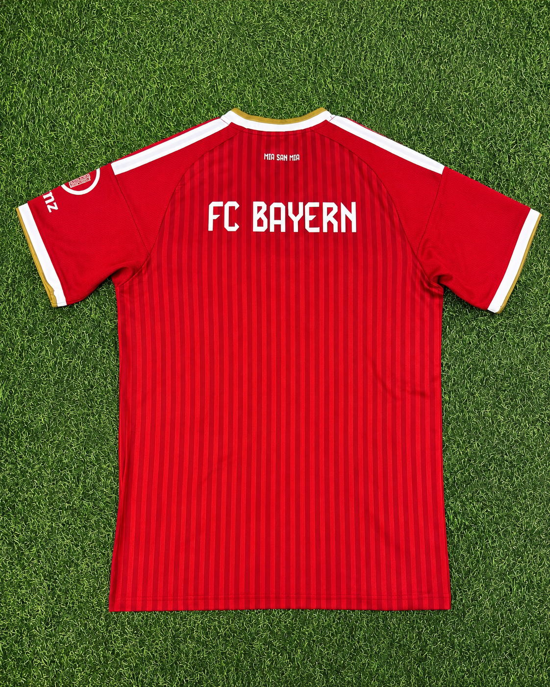 Bayern Munich 2026/27 home kit achterkant