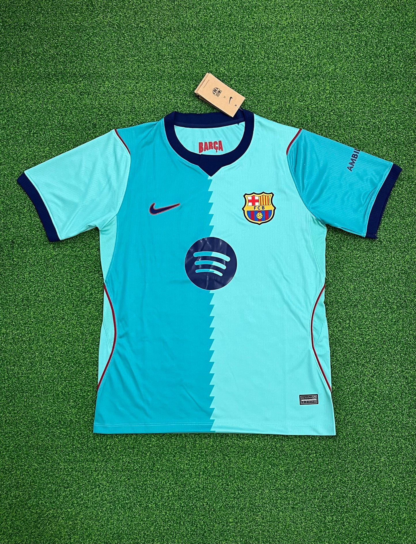Barcelona 2026/27 second away kit
