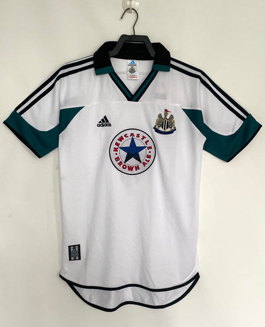 Retro 1999/00 Newcastle United Away Shirt