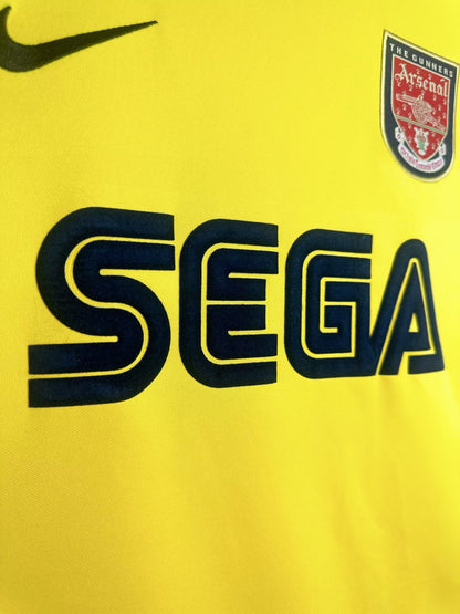 Retro 2000/01 Arsenal Away Shirt