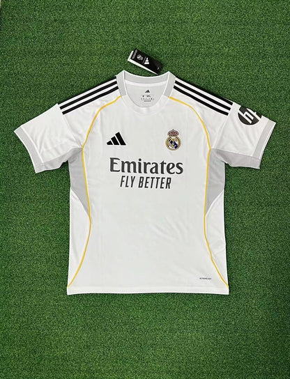 25/26 Real Madrid home kit