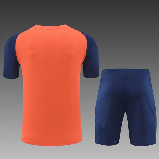 Kids Manchester United Training Set – Orange/Navy (16–28)