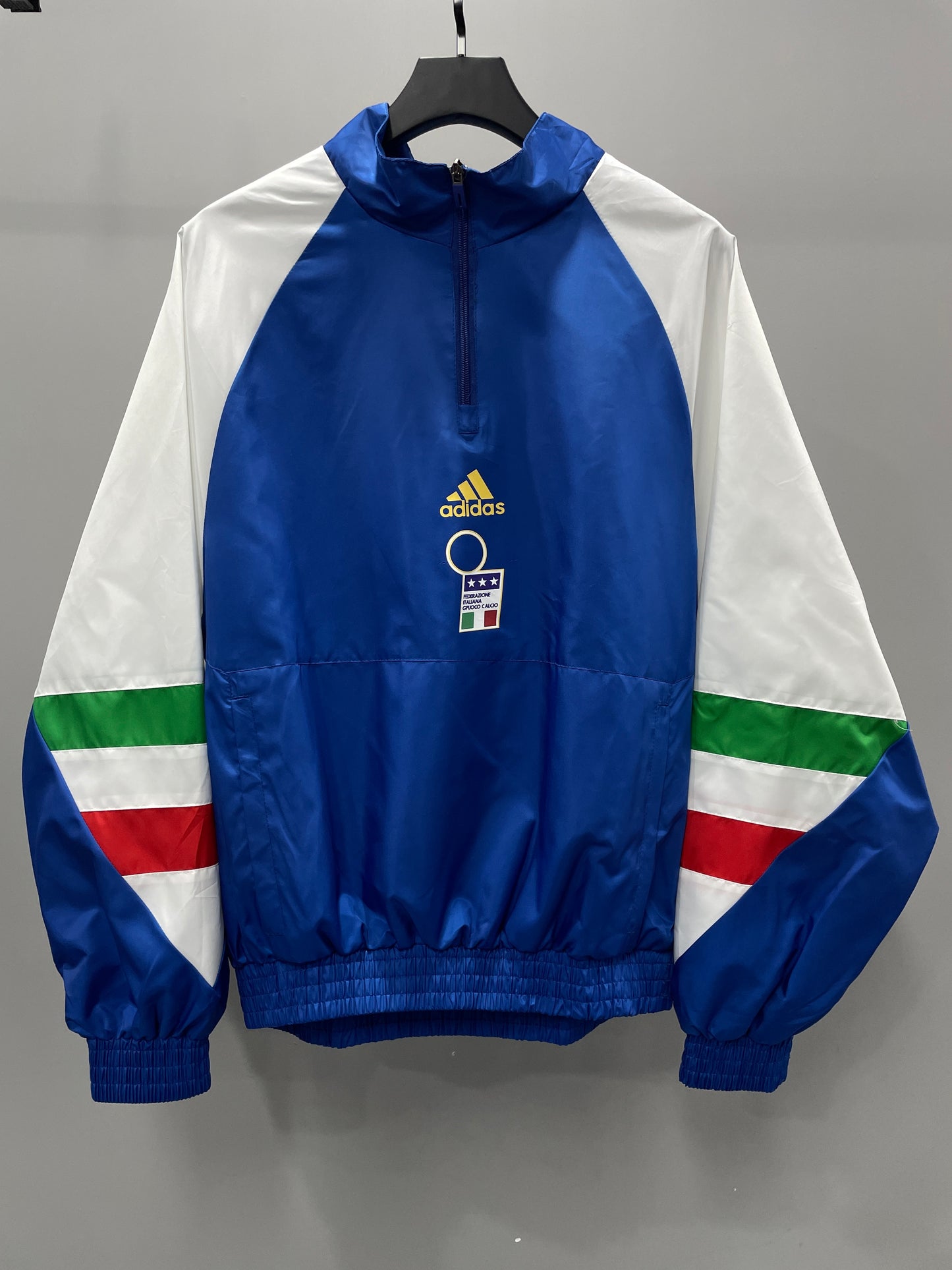 Italy Half Pull Windbreaker