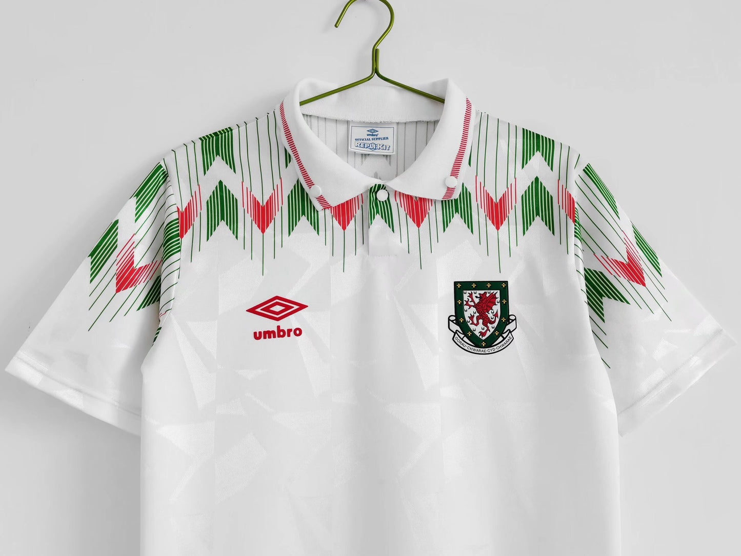 1990/92 Wales away