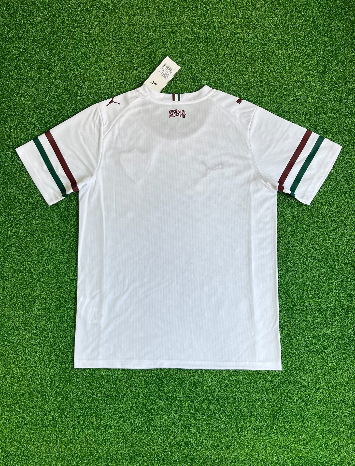 Fluminense 2026/27 away kit achterkant