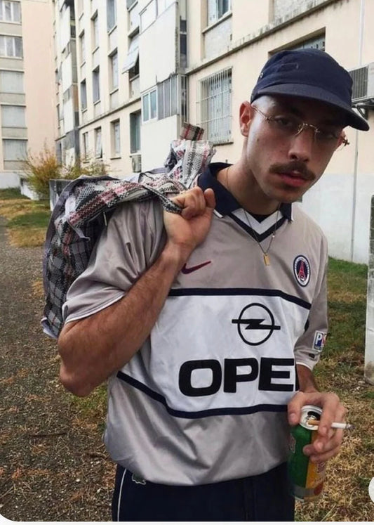 Retro 2000/01 Paris Saint-Germain Away Shirt