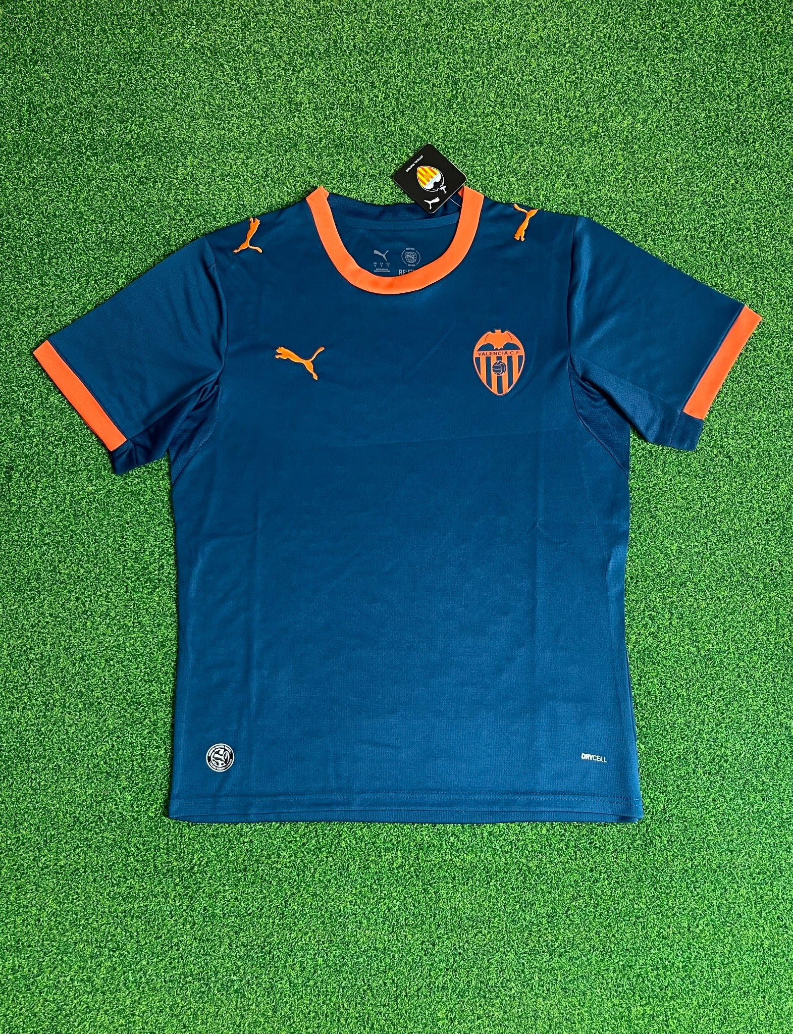 Valencia 2026/27 away kit voorkant